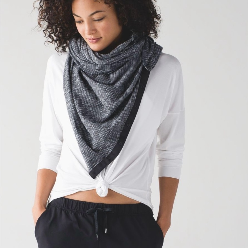 lululemon athletica Vinyasa Scarf Rulu